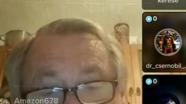 A fenyegetőző GyerekVadász Gyulát ismét elűzi Dr. Csernobil egy live-ból. 2023.04.23.