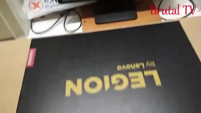 GAMER LAPTOP (ANGOL) UNBOXING KANCSIVAL - Lenovo Legion