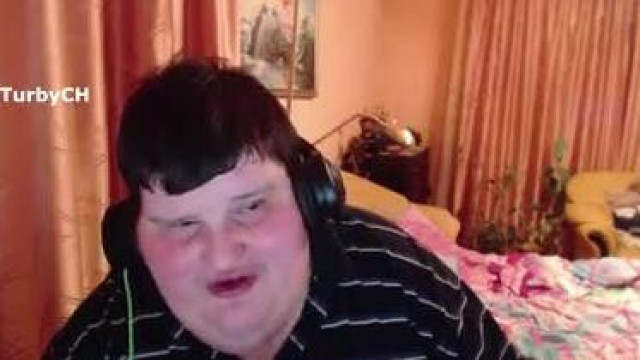 MOLNÁR KRISZTIÁN KIKI MEZTELEN TÁNC