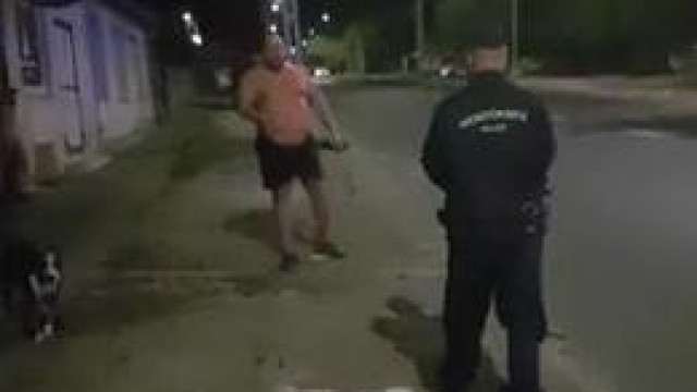 Busák József vs Rendőrség - Tegye le!