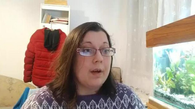 Bariadd a tv macinak hisztizik, amiért beszóltak neki kommentben.