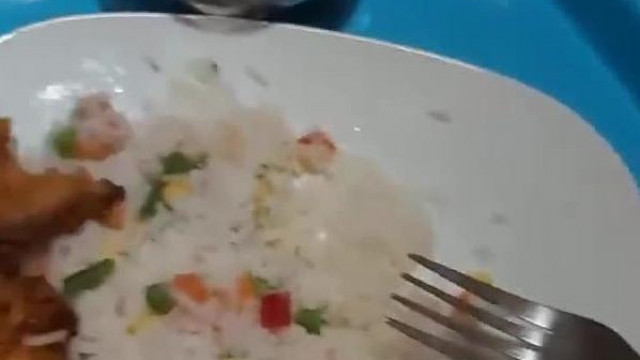 MC Isti retro kajaflex - Letudtam az edzést. Rántott szelet, pepsi, rizi-bizi
