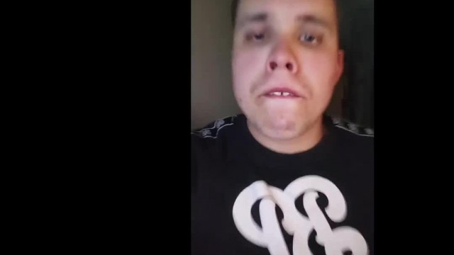 Martinka a kamerájába turházik