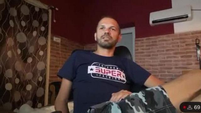 Az első troll Herbertnél volt, ugyanis ő kezdte youtubeon először
