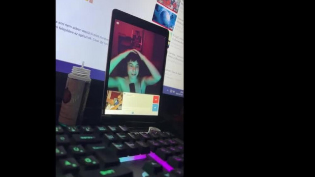 Az üldözési mániás Herbert trollnak nézi egyik felszopóját :D