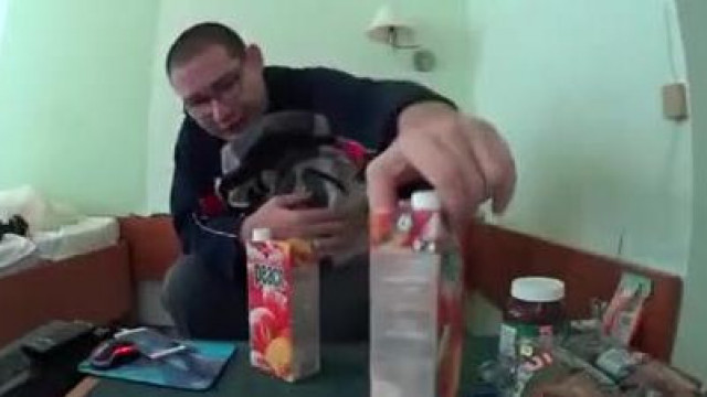Vká vlog - Mi van a táskámban?