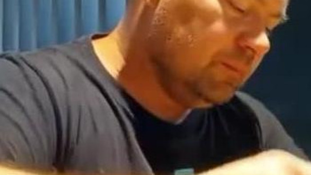 Véget ér a koldus turné? - Pistának haza kell mennie...