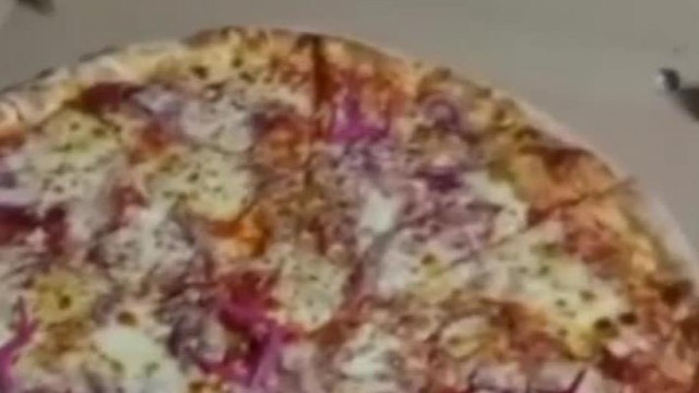MC Pistike - Itt a rengeteg Pízza ti hol látók enyit
