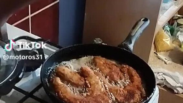 Trutymó és Dezső - Karácsonyi lakoma - pontyhal sütés