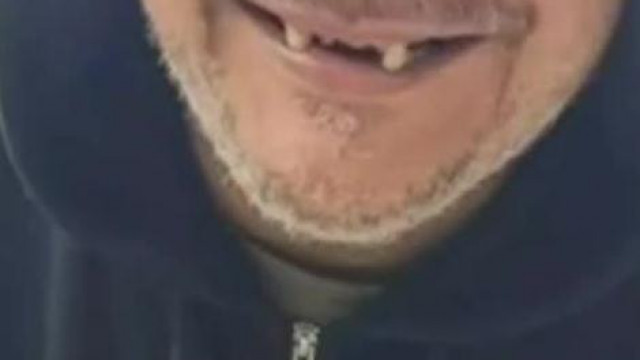 Mc Isti bejött fenyegetőzni tiktok liveba (zöld hátteres trollkodás) 2023.11.27.