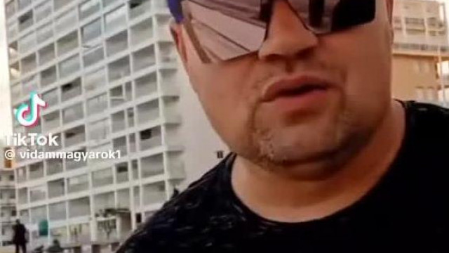 Pista elmeséli, hogy tulajdonképpen mit is dolgozik...