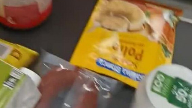 Koldus Táky flexel: A retardált tiktok nézőitől kapott pénzből vásárol