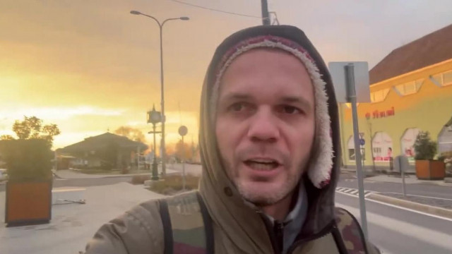 A sümegi szopatlan alkesz egy mozgalmas reggele .. Kutyaszar nyalás