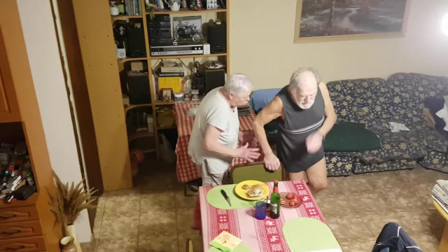 Markó Gergely sunyiban filmez - Szatyorfülű herét villant (2023 08 15)