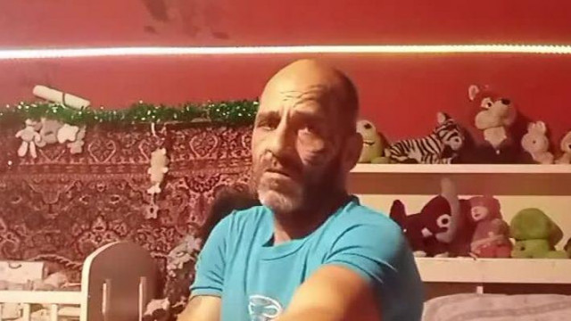 Nájk Zsolti TikTok Live a putriból - 2023 12.29.