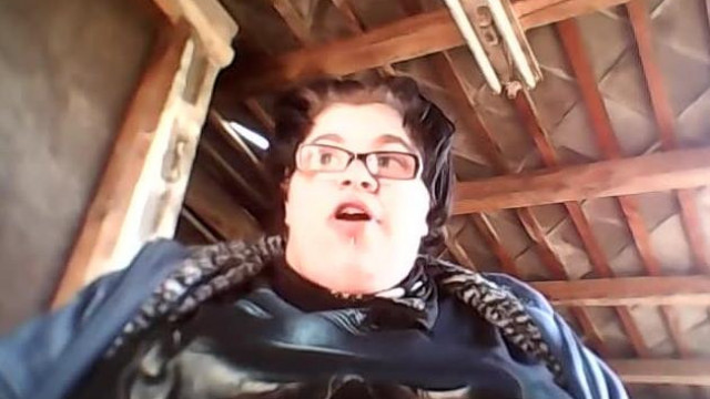 Sajtó média pártok  Mon!Q