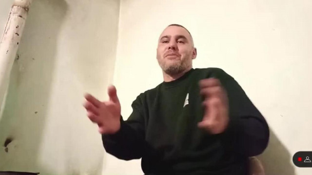 Ádám möbil kifogásai a munka ellön