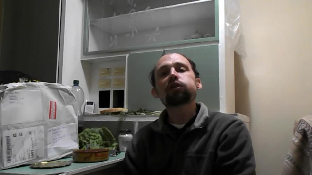 Bartos Surströmming halat eszik