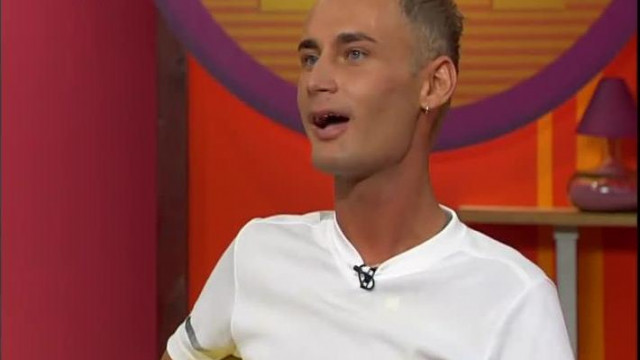 Privát Szabi a Mónika Showban [adminok engedélyével]