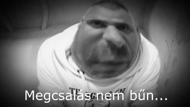 Ádám mobil - Szabinát eltalálta kupidó nyila