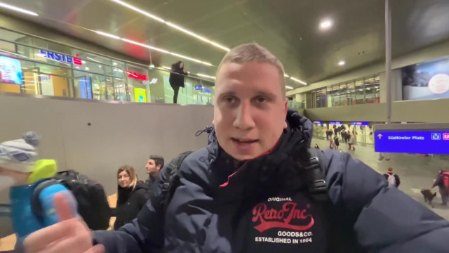 Kufár Bort iszik, de vizet prédikál megint ...