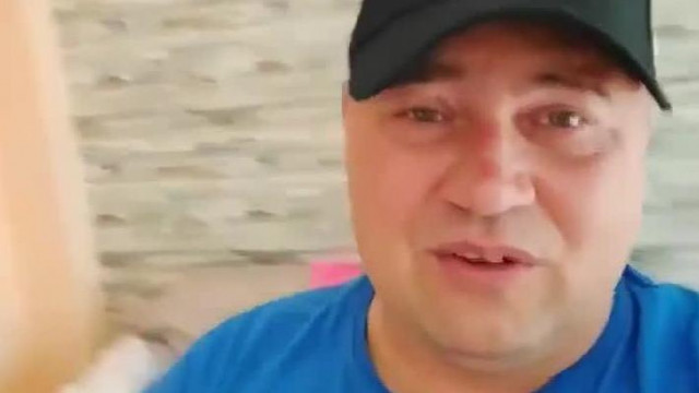 MC Szűz - Én voltam nővel, de amúgy a nőknek büdös. Hokizni jobb.