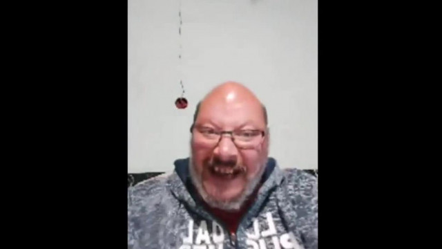 Vadász Gyulát 1 órán keresztül bassza az ideg (Válogatás)