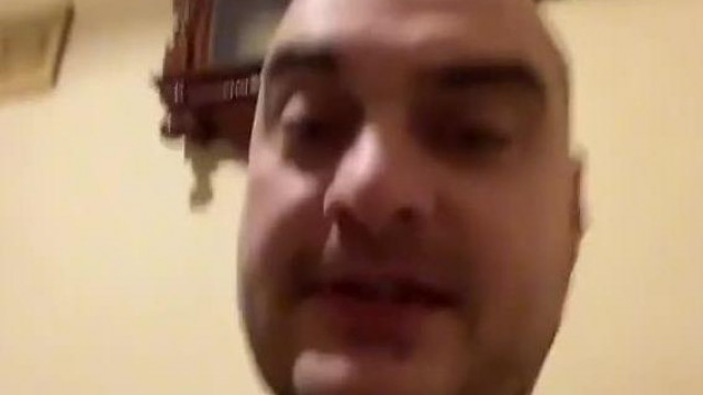 Kaffka Tranyó új Pasija nem venné be Jutkát hármasba mert szottyos a pinàja