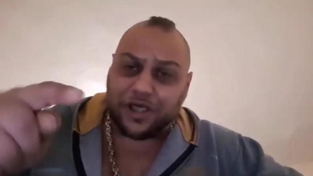 Busák Yusuf - Janka eladta a rézcsöveket a falakról (2019 10.28)