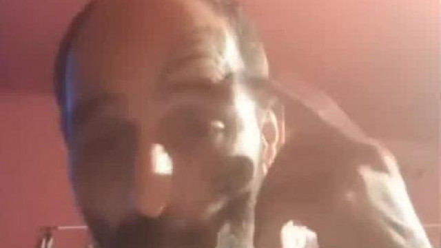 Nájk Zsolt dicsekedik a munkahelyével