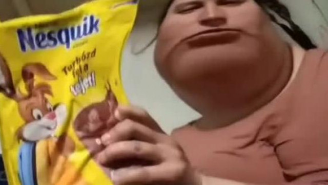 Zabagép: Fogyatékos Zabina bemutatja a legújabb könyöradományt amit Ildikó és Zsolt küldött