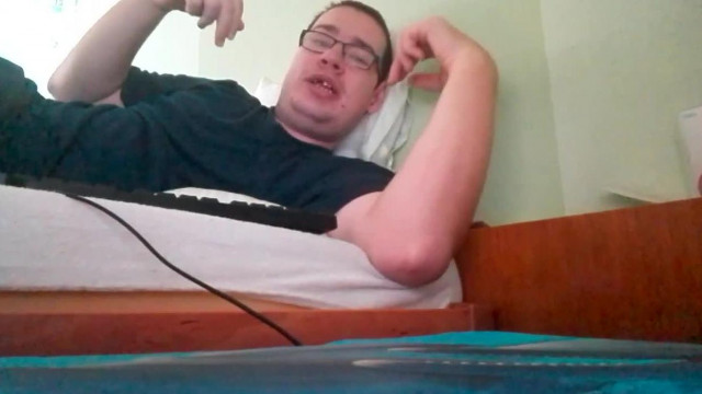 VKÁ Vlog Retro gyűlölködés - Ha valami atrocitás lesz akkor lépéseket fogok tenni!
