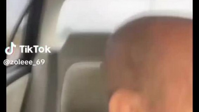 SteveMester Balhézik a kocsiban a LadyBoy barátnőjével, aztán leköpi