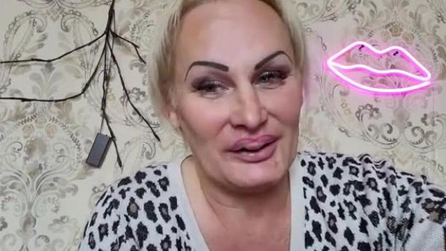 Privát Szabina felszopóval beszélgetős élője - "Piroslämpäs +kell a cunci mütet?-☆"