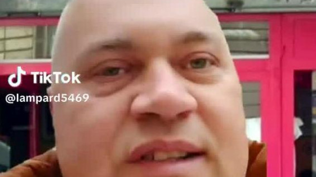 MC Isti flexel a pénzével: Ha kell 45 kebáp, megveszem és marad pénzem!